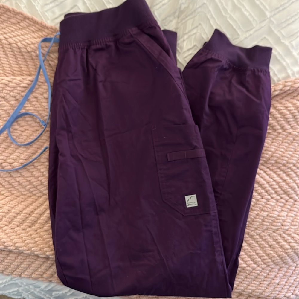 Butter Soft Jogger Scrubs